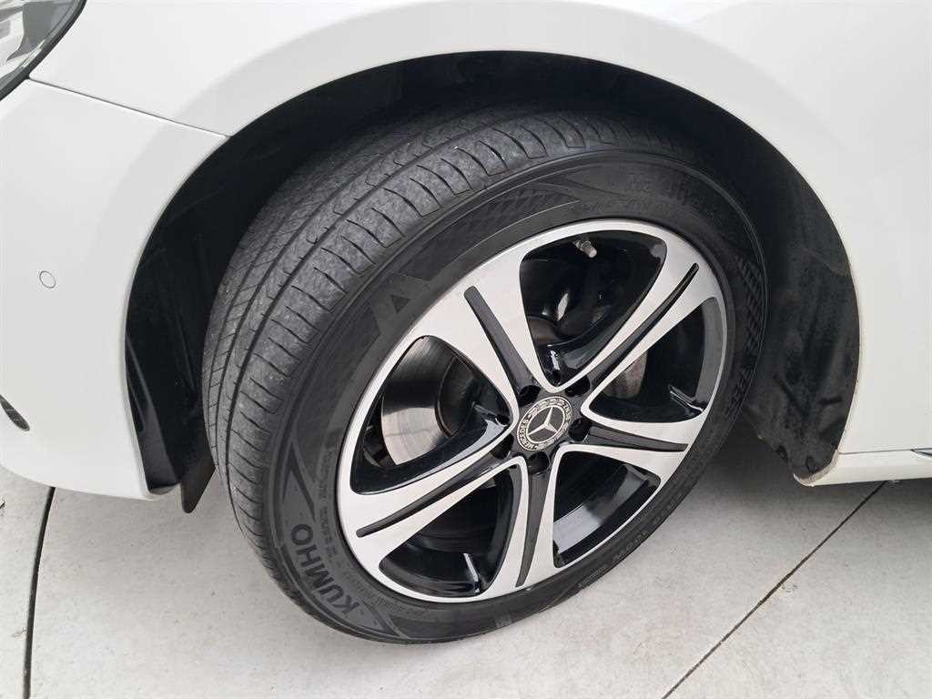 벤츠 E 클래스 E-클래스 W213 E200 아방가르드 이미지 20
