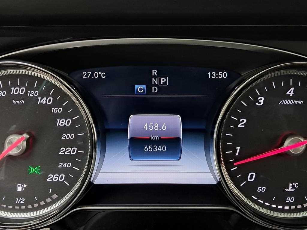 벤츠 E 클래스 E-클래스 W213 E200 아방가르드 이미지 8