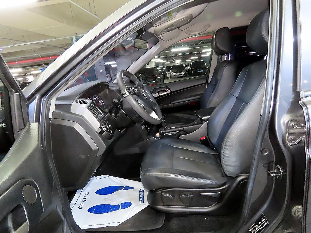 KG모빌리티(쌍용) 코란도 더뉴코란도스포츠 CX5(2WD) 에코 이미지 6