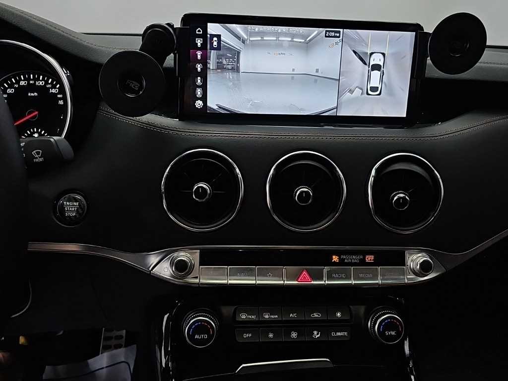 기아 스팅어 스팅어 마이스터 AWD 3.3 GT 트리뷰트 에디션 이미지 10