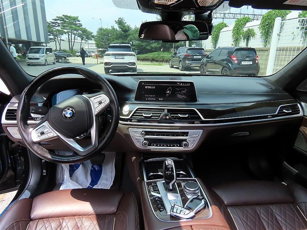 BMW 7시리즈 7시리즈 (G11) 745Le sDrive 디자인 퓨어 에디션 이미지 7