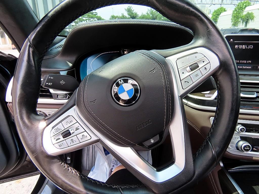 BMW 7시리즈 7시리즈 (G11) 745Le sDrive 디자인 퓨어 에디션 이미지 8