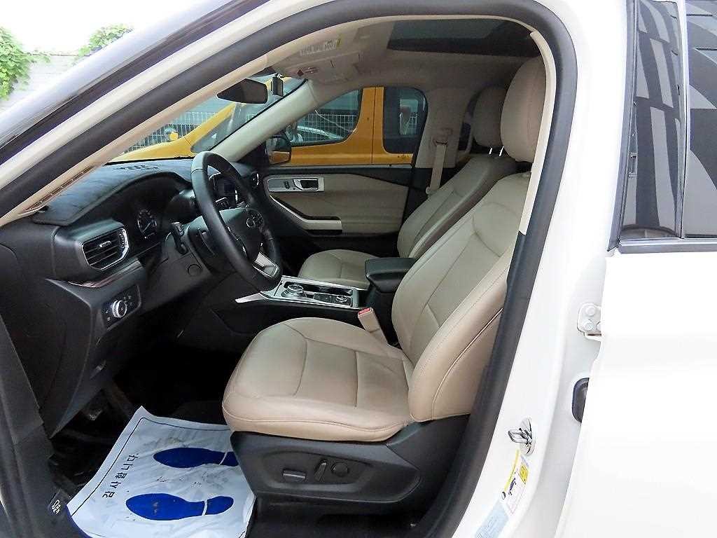 포드 익스플로러 익스플로러 6세대 3.0 AWD PHEV 리미티드 이미지 5
