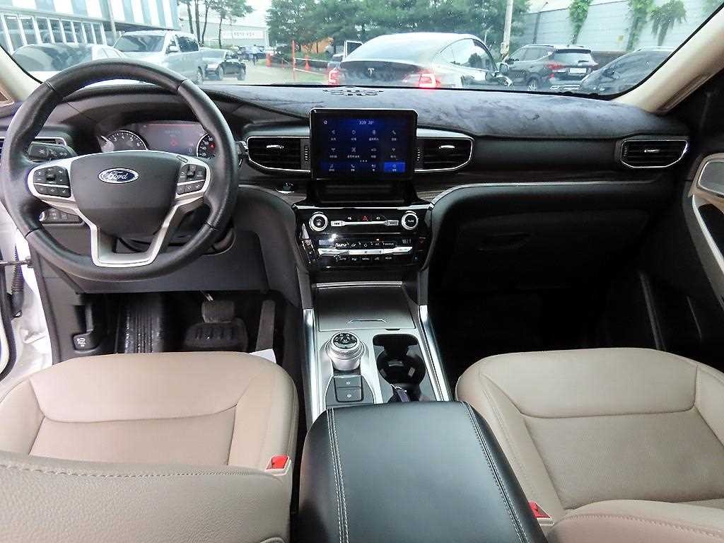 포드 익스플로러 익스플로러 6세대 3.0 AWD PHEV 리미티드 이미지 7