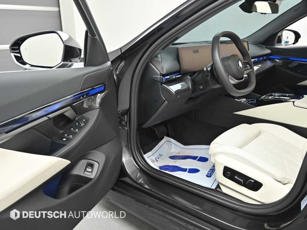 BMW 5시리즈 5시리즈 (G60) 520i 기본형 이미지 11