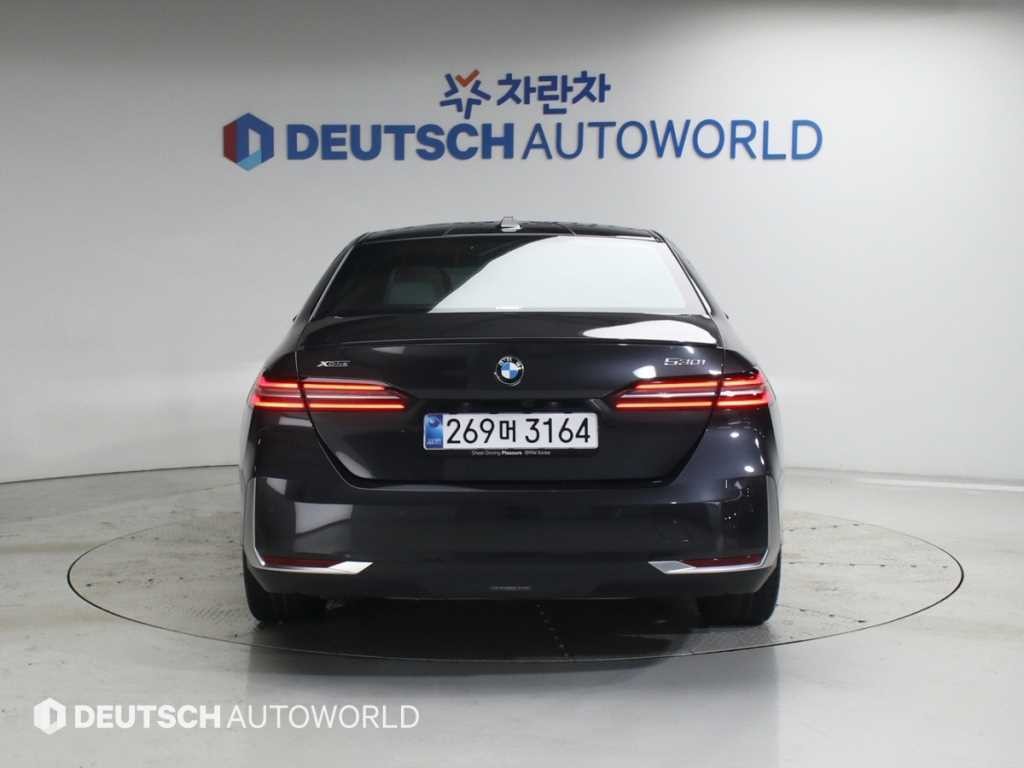 BMW 5시리즈 5시리즈 (G60) 520i 기본형 이미지 4