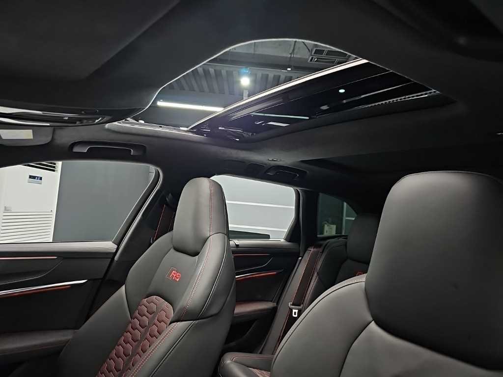 아우디 RS6 RS6 (C8) 4.0 TFSI 콰트로 아반트 퍼포먼스 이미지 14