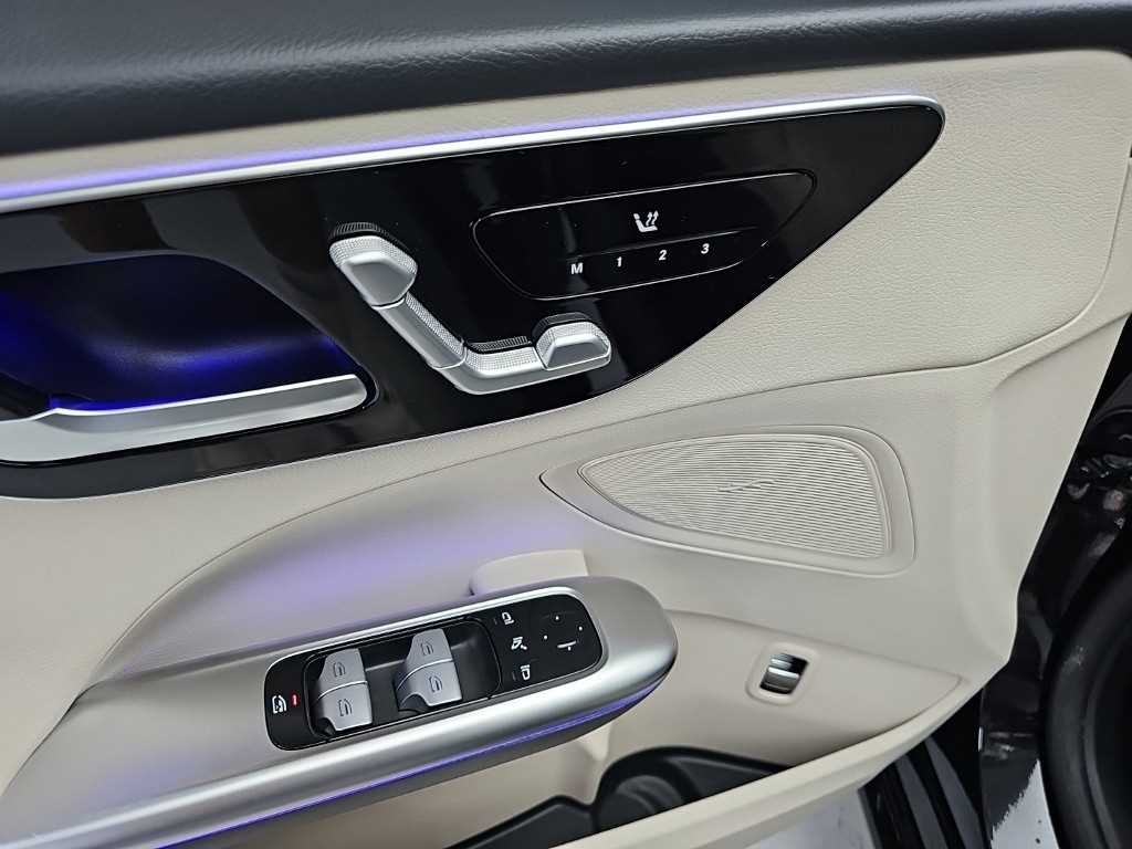 벤츠 C 클래스 C클래스 W206 C300 4MATIC 아방가르드 이미지 19