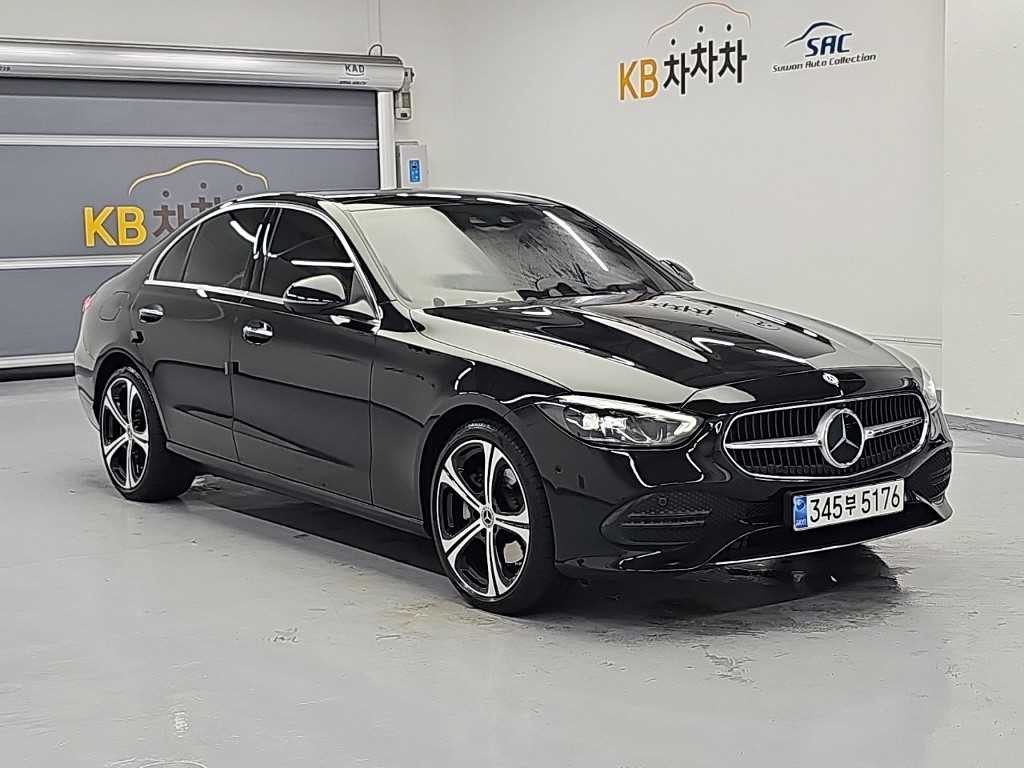 벤츠 C 클래스 C클래스 W206 C300 4MATIC 아방가르드 이미지 4
