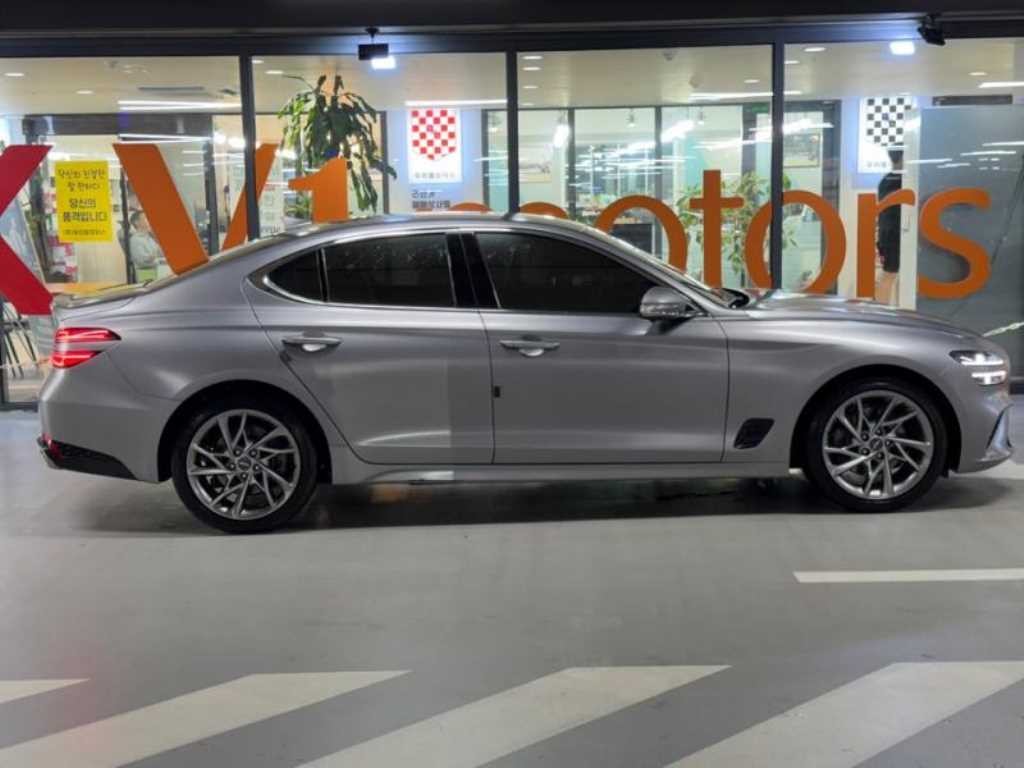제네시스 G70 더 뉴 G70 가솔린 2.0T 2WD 기본형 이미지 3
