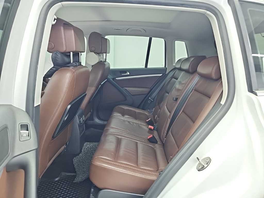 폭스바겐 티구안 뉴티구안 2.0 TDI 프리미엄 이미지 12