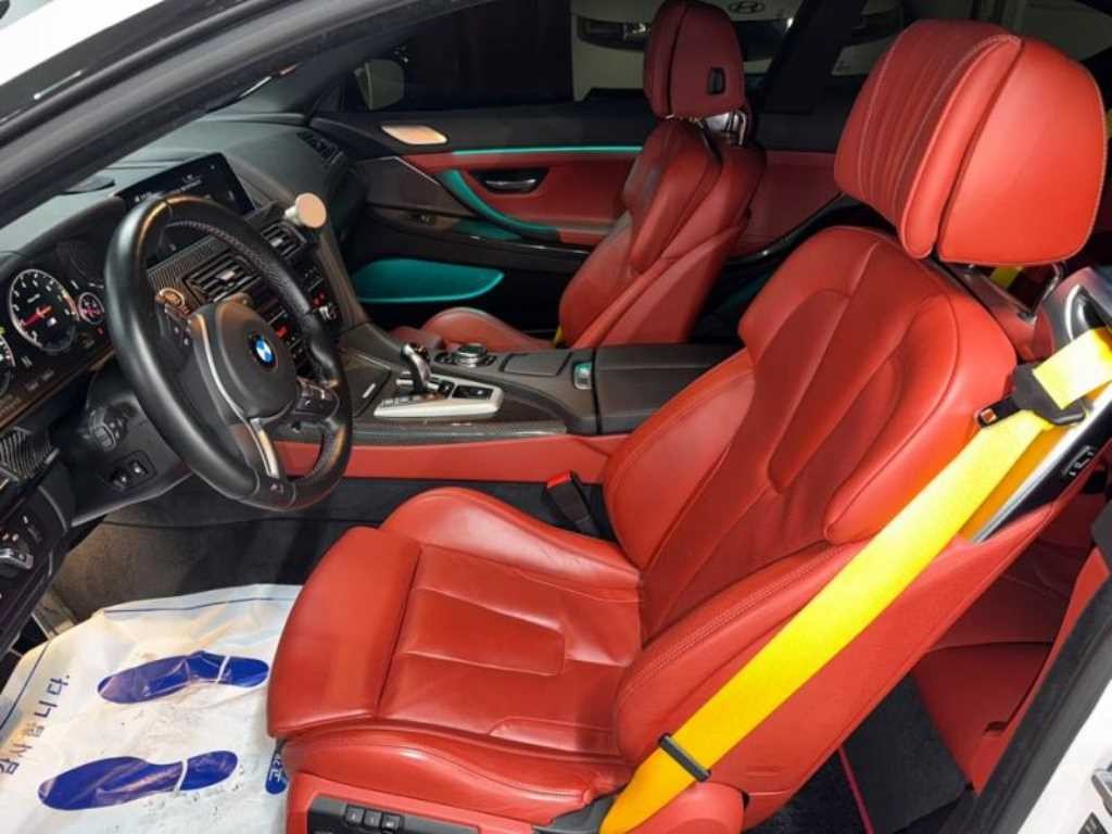 BMW 6시리즈 M6 M6 쿠페 이미지 6