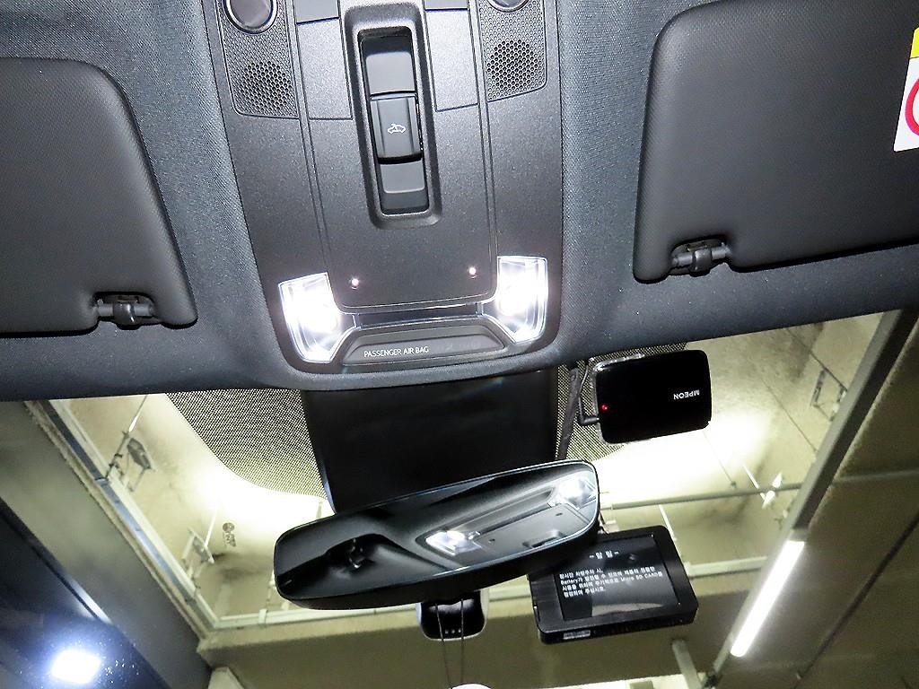 아우디 Q2 35 TDI 프리미엄 이미지 15