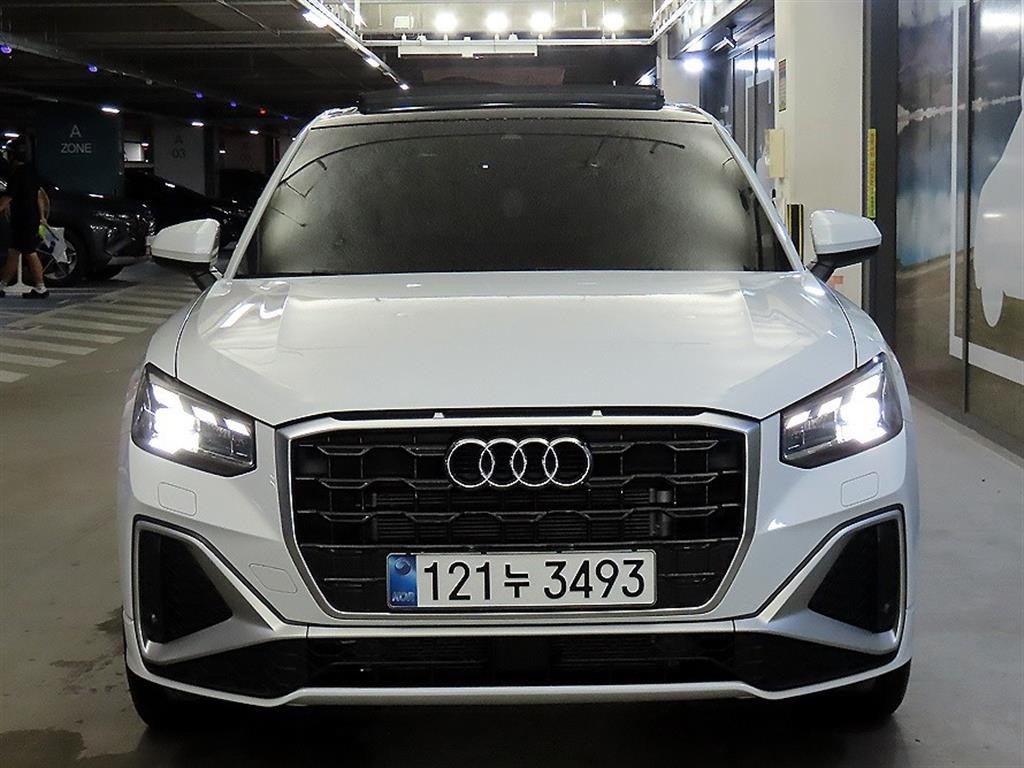 아우디 Q2 35 TDI 프리미엄 이미지 2
