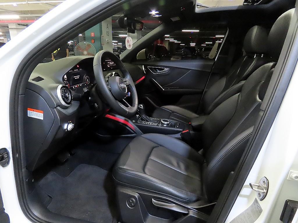 아우디 Q2 35 TDI 프리미엄 이미지 6