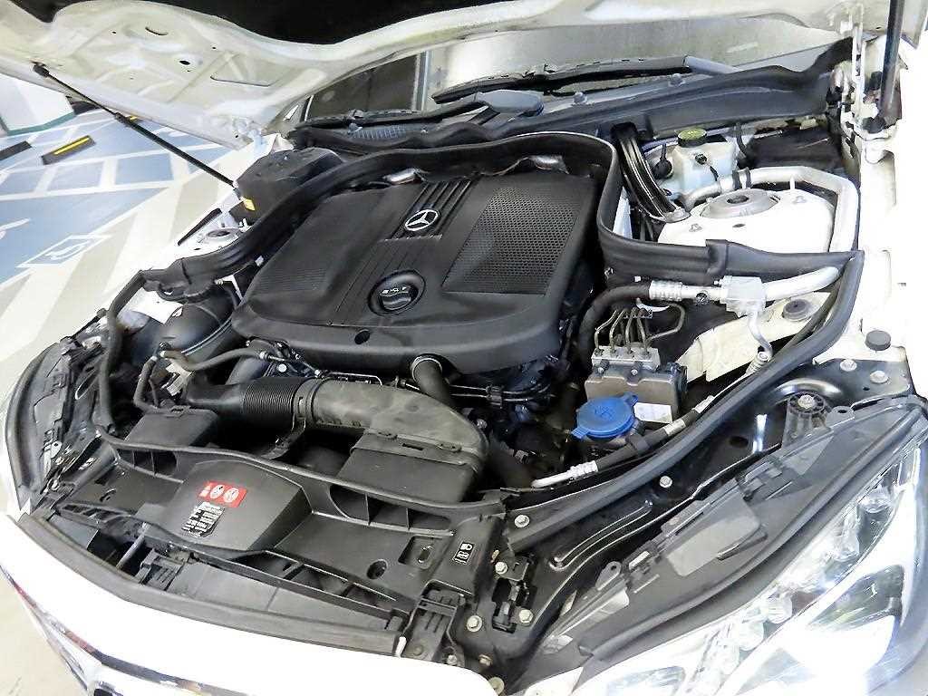 벤츠 E 클래스 E-클래스 W212 E220 CDI 아방가르드 이미지 19