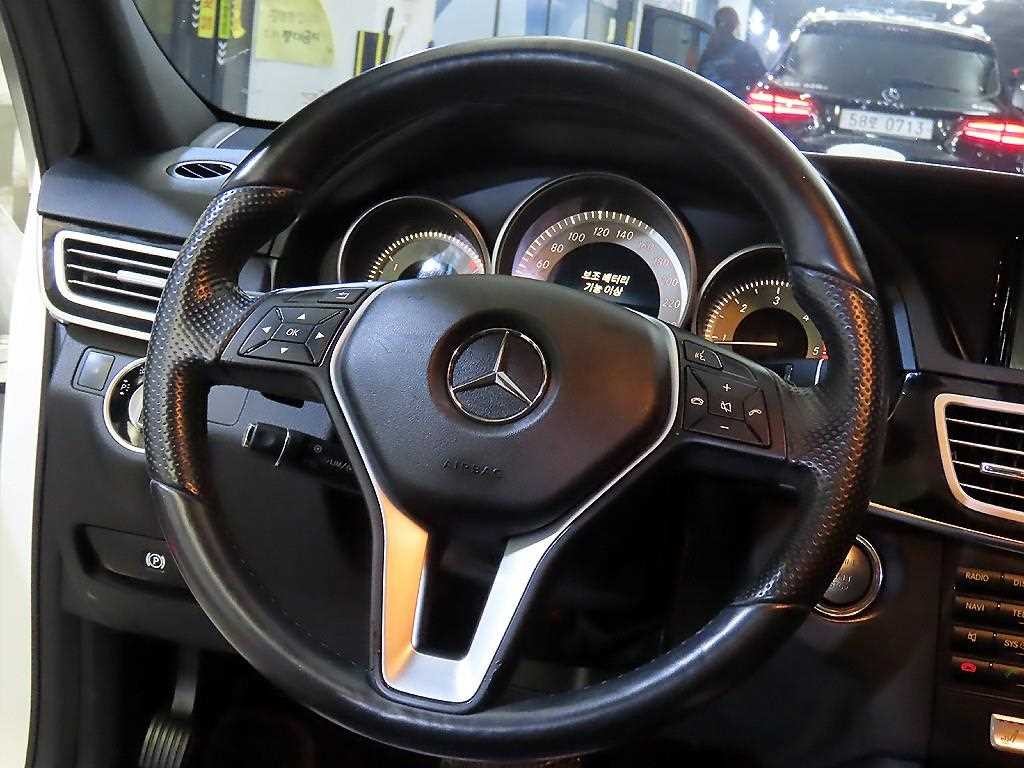 벤츠 E 클래스 E-클래스 W212 E220 CDI 아방가르드 이미지 8