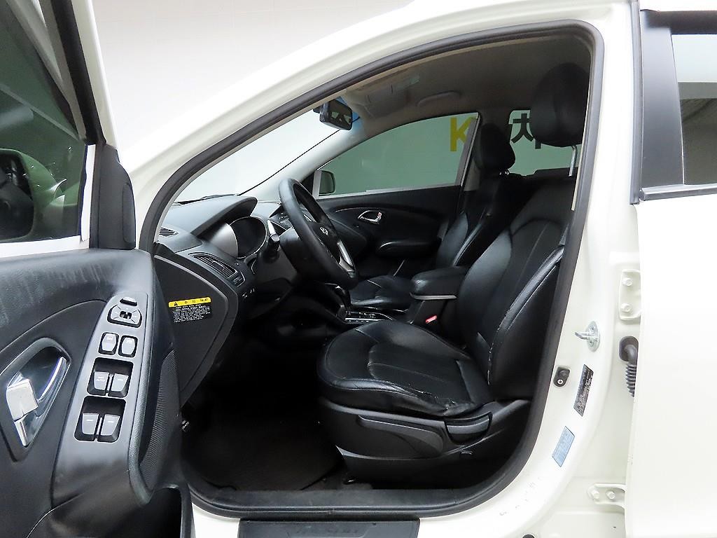 현대 투싼 투싼iX 2WD VGT LX20 이미지 14