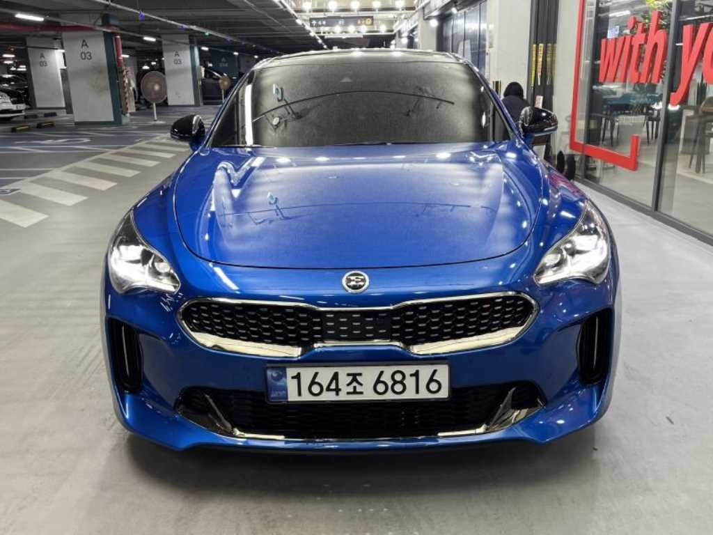 기아 스팅어 가솔린 2.0 터보 AWD 플래티넘 이미지 2