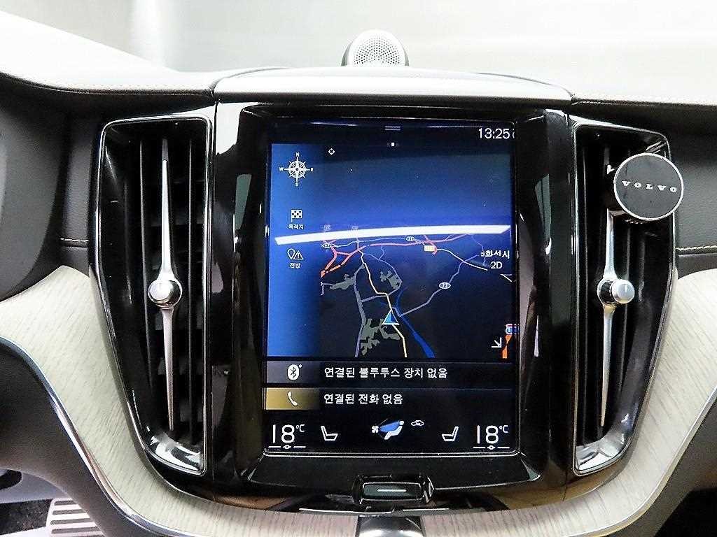 볼보 XC60 XC60(2세대) T8 AWD 인스크립션 이미지 13