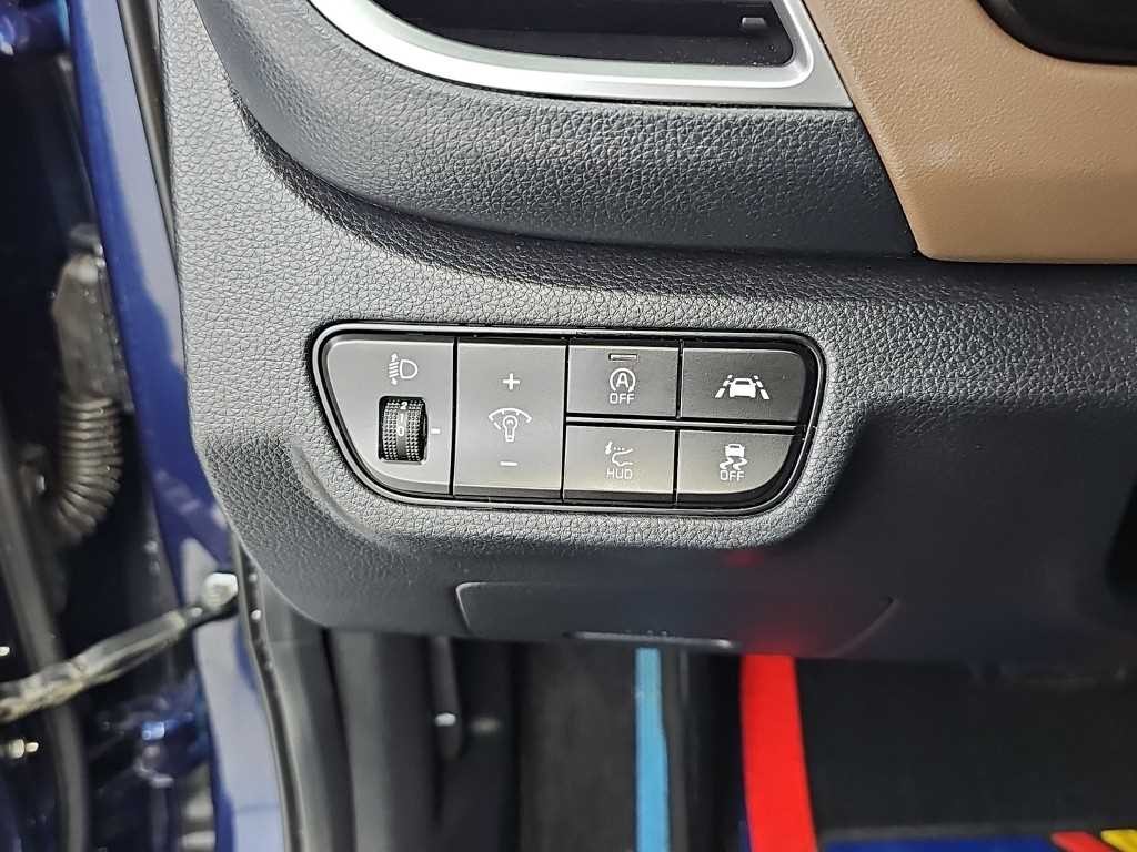 기아 셀토스 디젤 1.6 4WD 노블레스 이미지 19