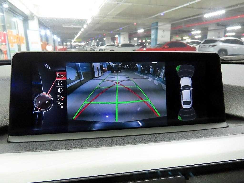 BMW 3시리즈 3시리즈 (F30) 320d 스포츠 이미지 14