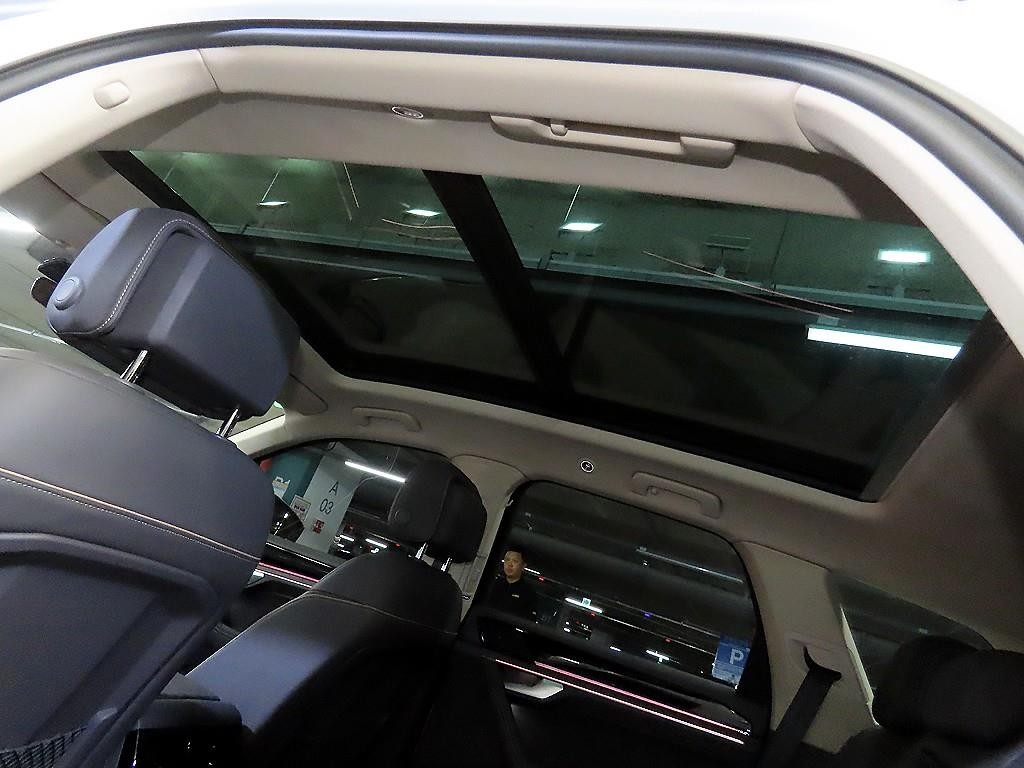 폭스바겐 투아렉 투아렉 3세대 3.0 TDI 프레스티지 이미지 15