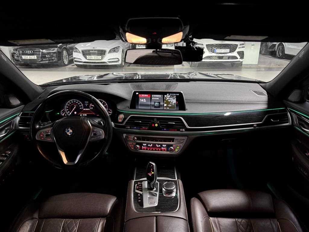 BMW 7시리즈 7시리즈 (G11) 740Li xDrive M SPORT 스포츠 이미지 14