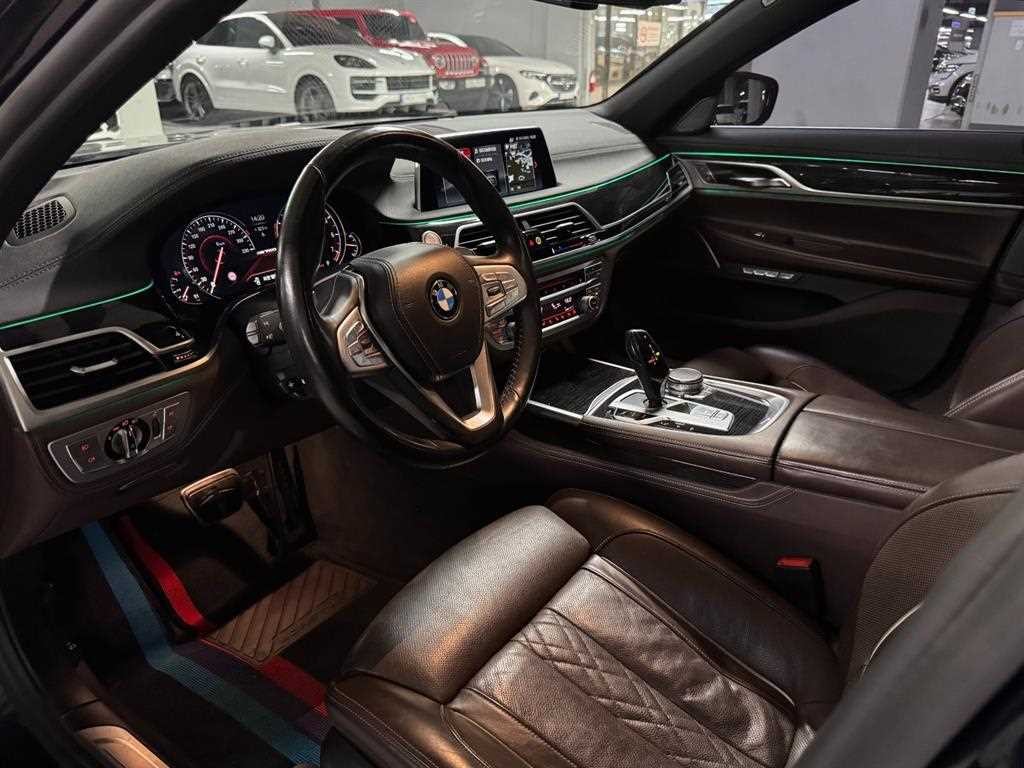 BMW 7시리즈 7시리즈 (G11) 740Li xDrive M SPORT 스포츠 이미지 7