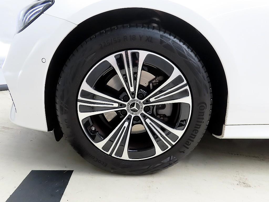 벤츠 E 클래스 E-클래스 W214 E200 아방가르드 이미지 20