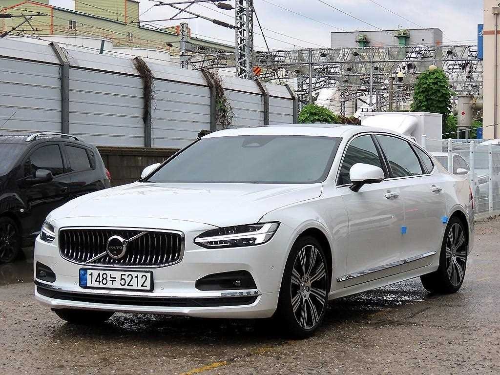 볼보 S90 B6 AWD 얼티메이트 브라이트 이미지 2