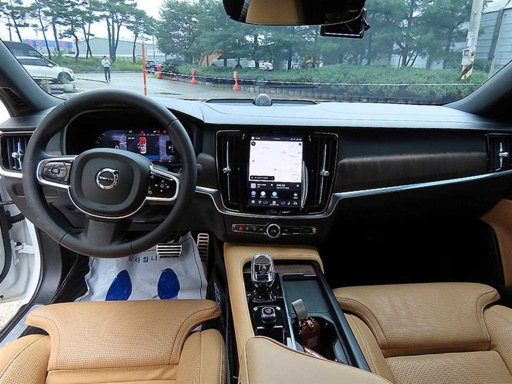 볼보 S90 B6 AWD 얼티메이트 브라이트 이미지 7