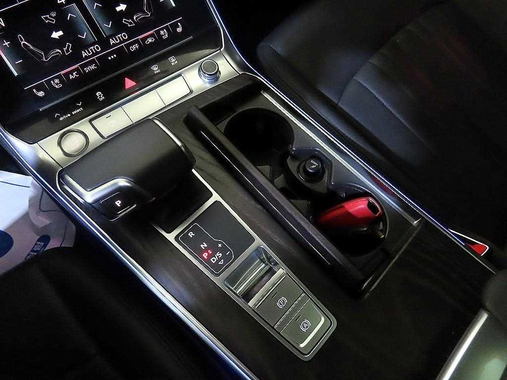아우디 A6 A6 (C8) 45 TFSI 프리미엄 이미지 12