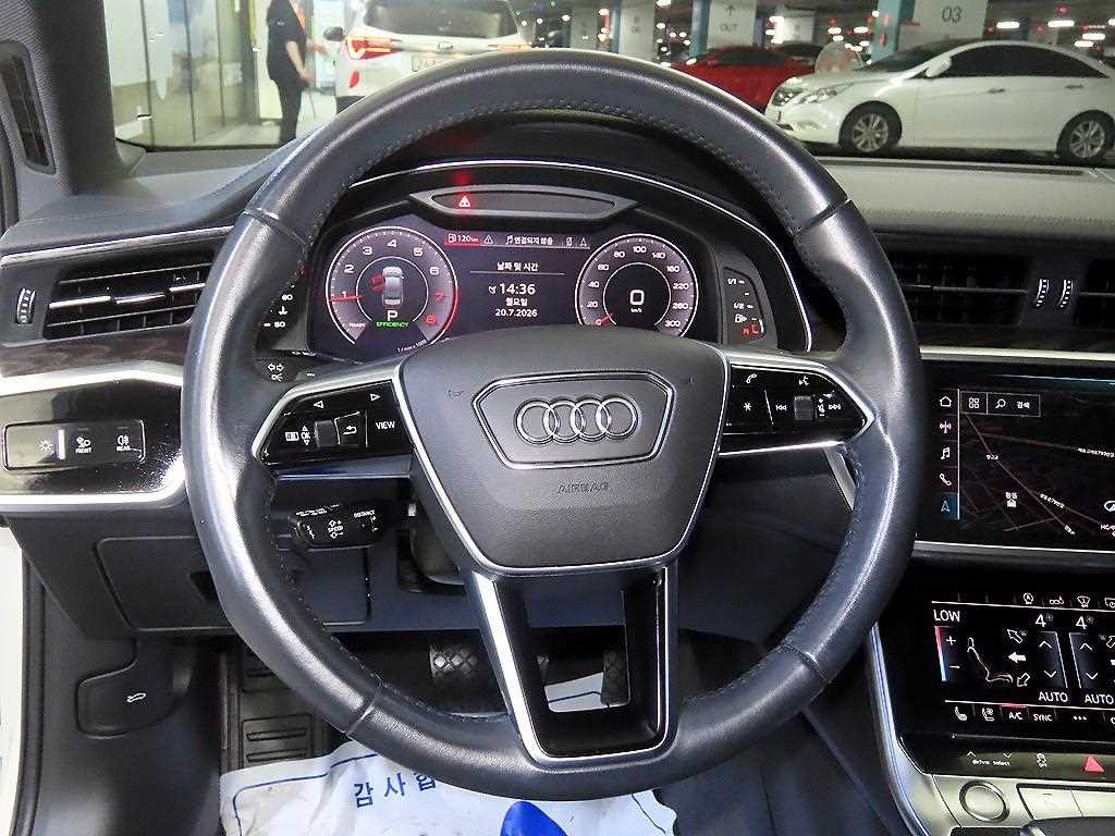 아우디 A6 A6 (C8) 45 TFSI 프리미엄 이미지 8