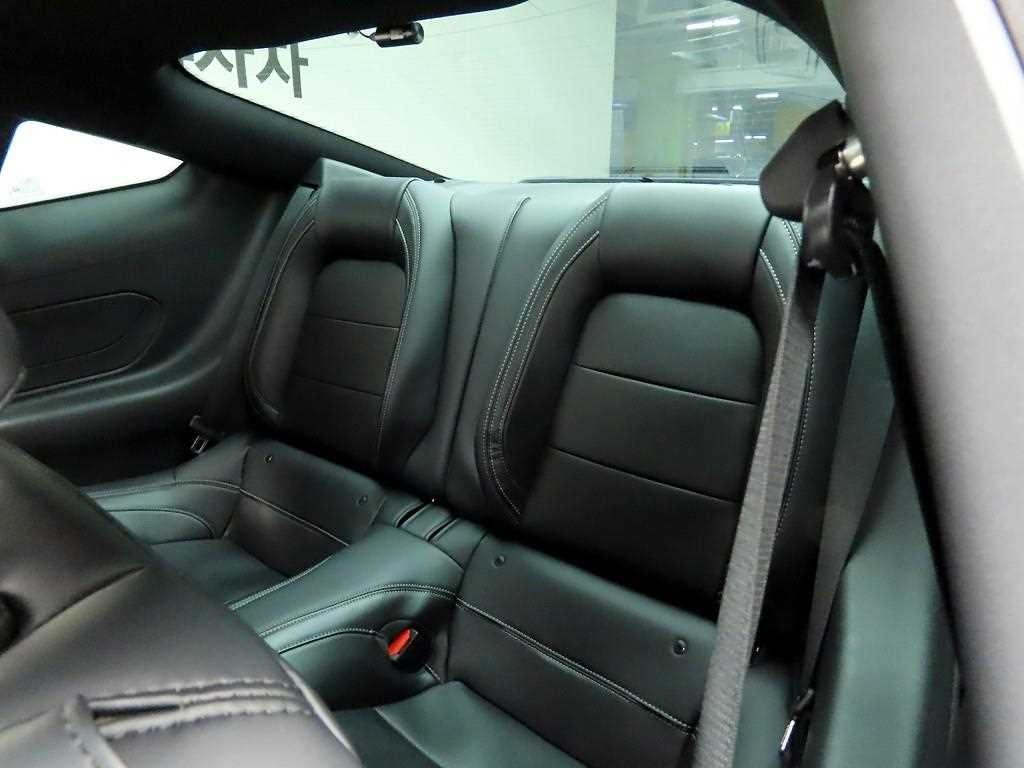 포드 머스탱 머스탱 7세대 5.0 GT 프리미엄 쿠페 이미지 16