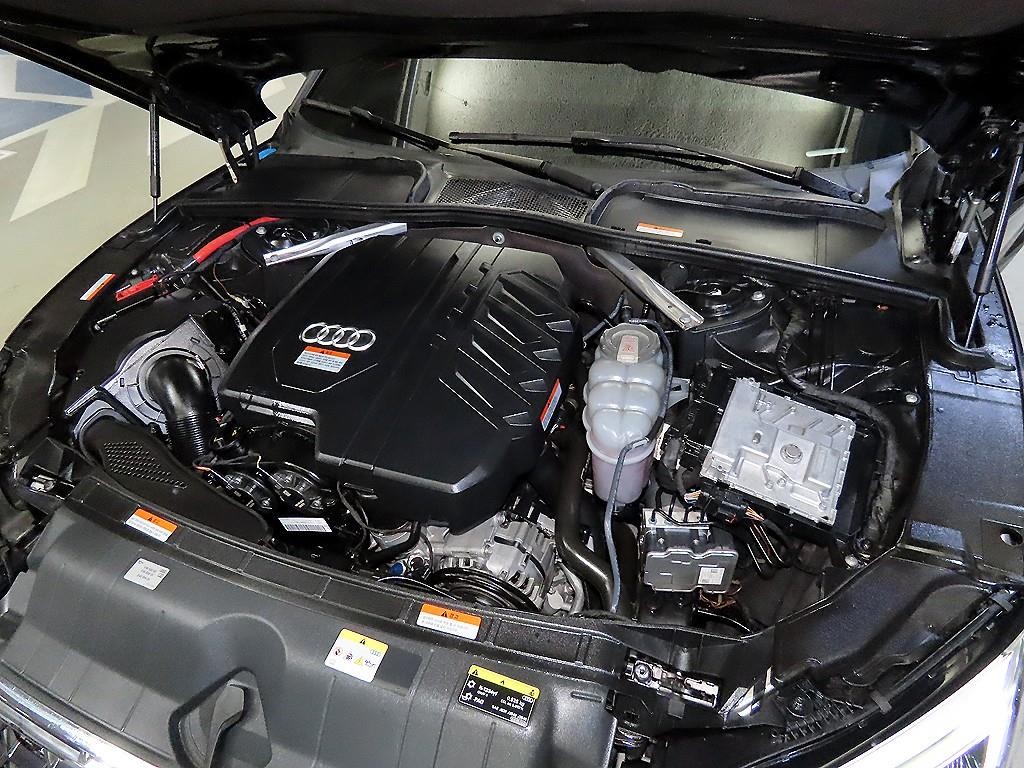 아우디 A5 A5 (F5) 45 TFSI 콰트로 프리미엄 쿠페 이미지 19