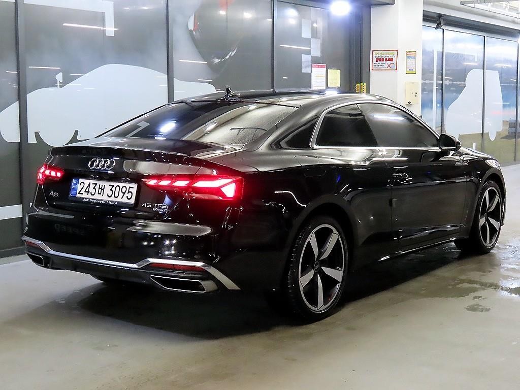아우디 A5 A5 (F5) 45 TFSI 콰트로 프리미엄 쿠페 이미지 4