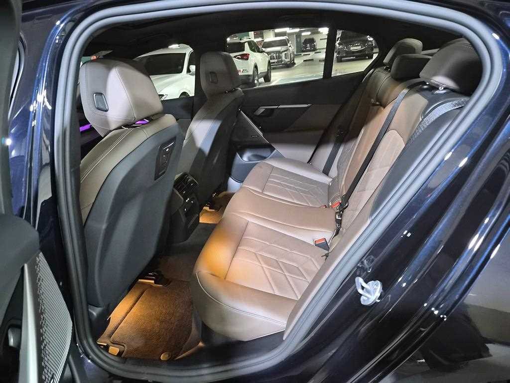 BMW 5시리즈 5시리즈 (G60) 523d M 스포츠 이미지 7