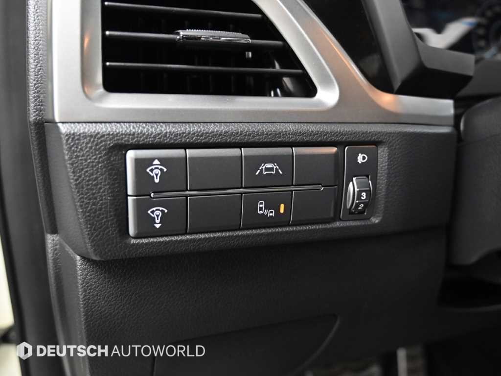 KG모빌리티(쌍용) 코란도 뷰티풀코란도 2WD 디젤 1.6 C7 이미지 17