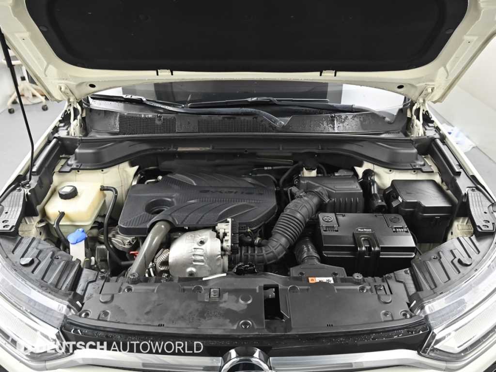 KG모빌리티(쌍용) 코란도 뷰티풀코란도 2WD 디젤 1.6 C7 이미지 6