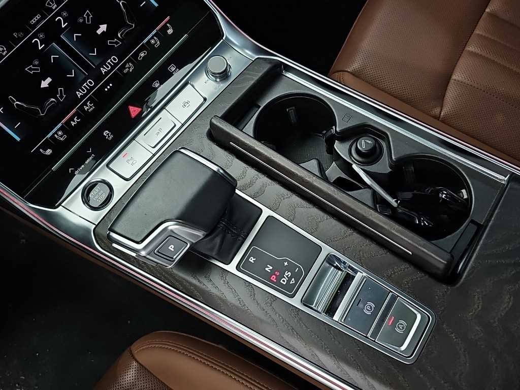 아우디 A6 A6 (C8) 45 TFSI 콰트로 프리미엄 이미지 8