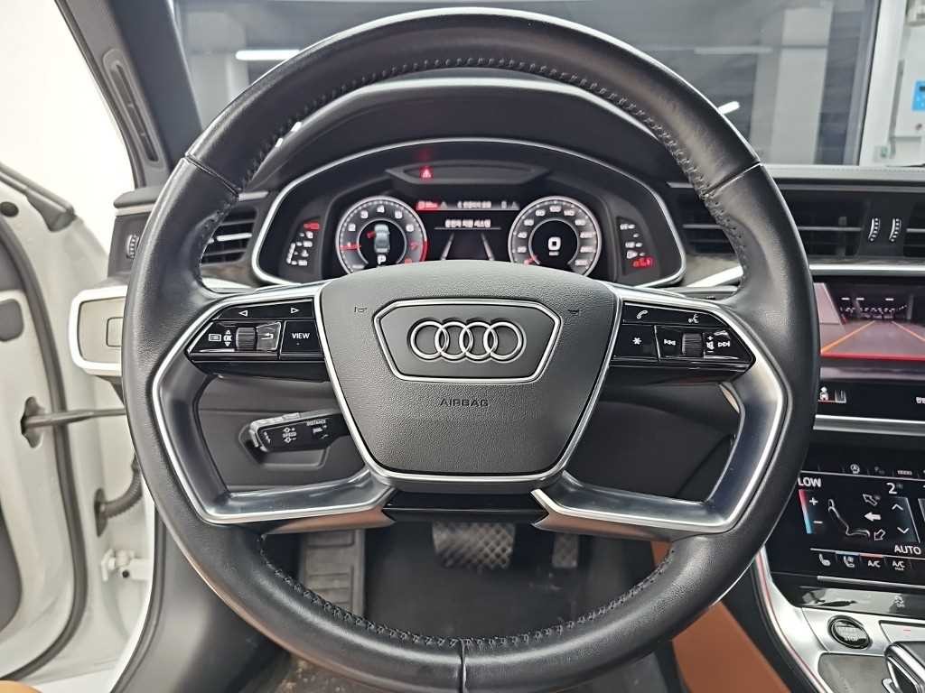 아우디 A6 A6 (C8) 45 TFSI 콰트로 프리미엄 이미지 9