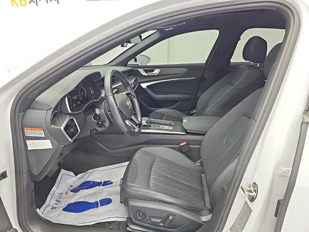 아우디 A6 A6 (C8) 45 TFSI 프리미엄 이미지 11