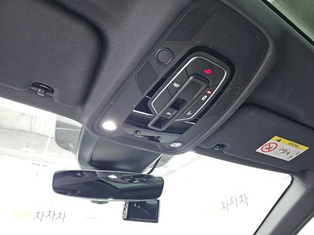 아우디 A6 A6 (C8) 45 TFSI 프리미엄 이미지 17