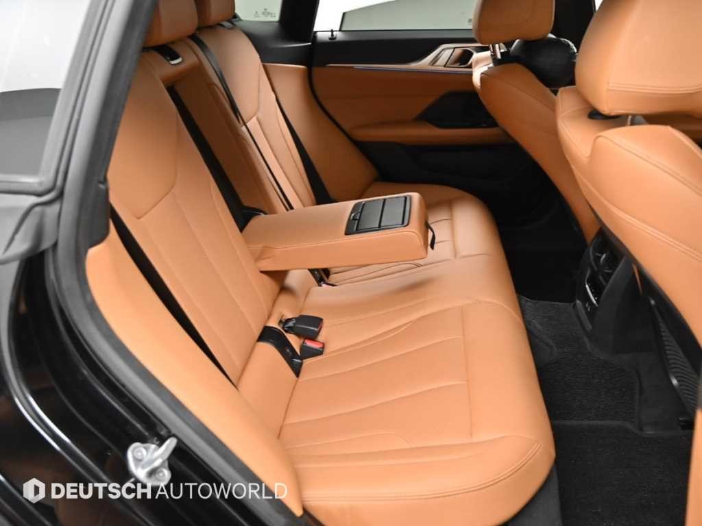 BMW i4 eDrive 40 M 스포츠 이미지 12
