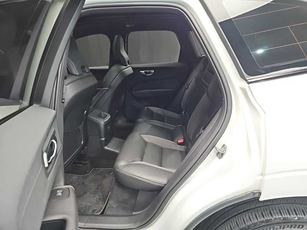 볼보 XC60 XC60(2세대) T8 AWD R-디자인 이미지 12