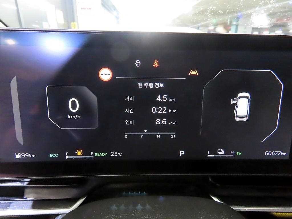 기아 카니발 더 뉴 카니발 하이브리드 HEV 9인승 시그니처 그래비티 이미지 9