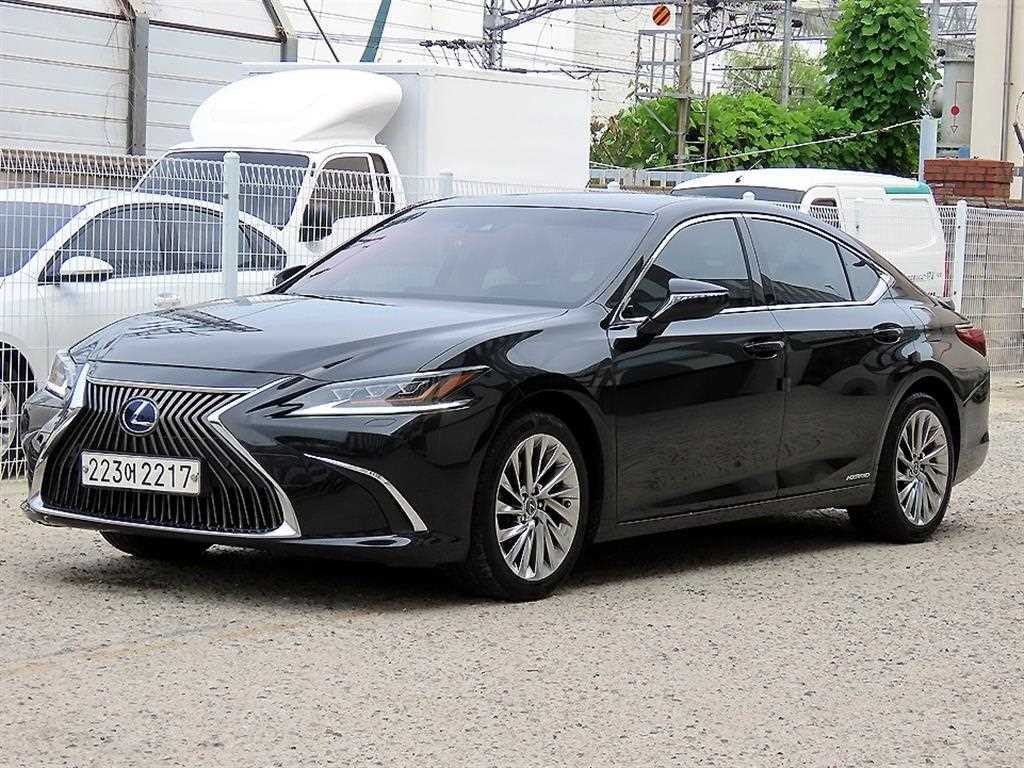 렉서스 ES ES300h 7세대 이그제큐티브 이미지 2