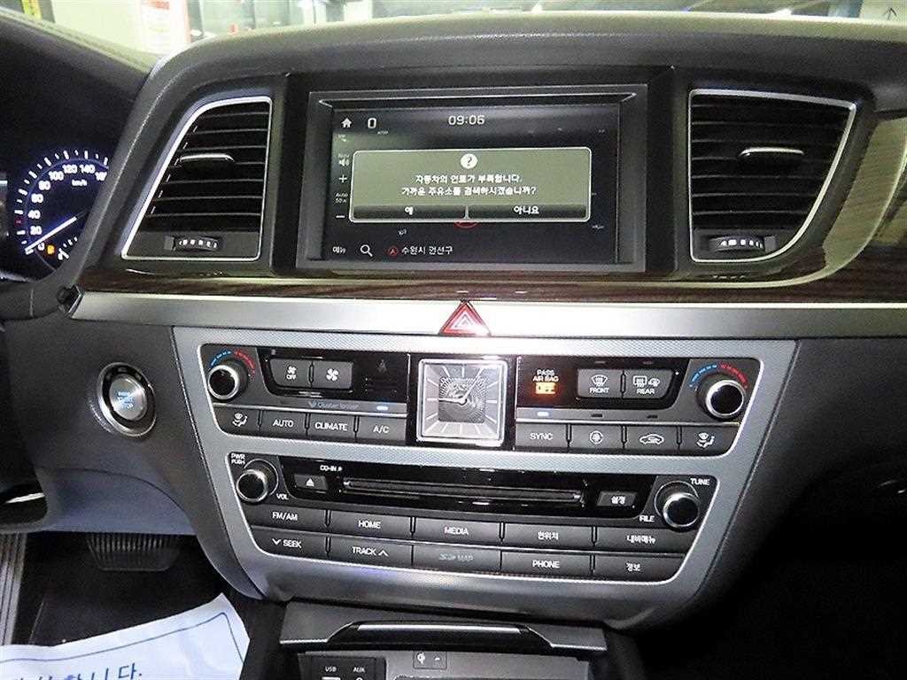제네시스 G80 3.3 GDI AWD 럭셔리 이미지 11