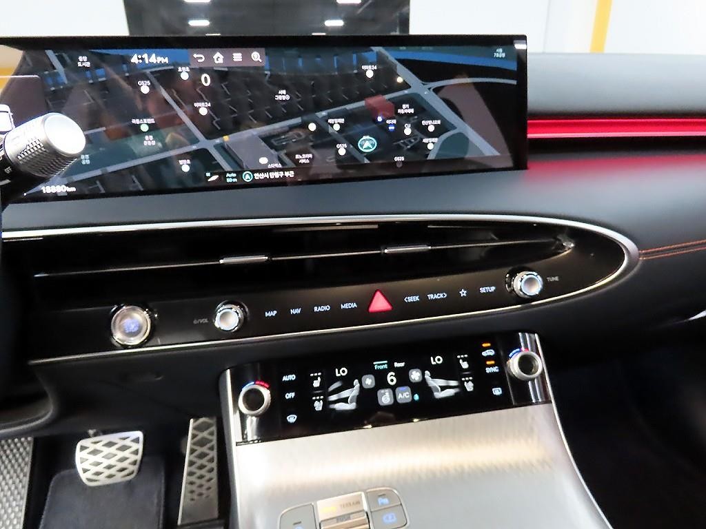 제네시스 GV70 2.5T 가솔린 AWD 이미지 13